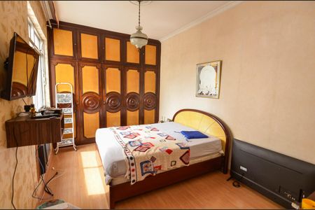 Apartamento à venda com 140m², 4 quartos e 1 vaga Apartamento à venda com 140m², 4 quartos e 1 vagaQuarto 2