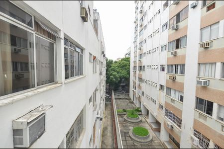 Apartamento à venda com 140m², 4 quartos e 1 vaga Apartamento à venda com 140m², 4 quartos e 1 vagaQuarto 2