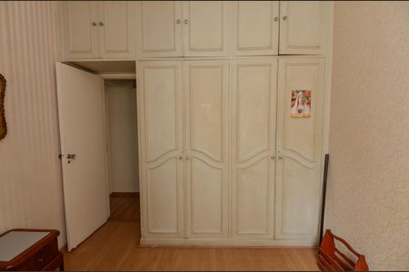 Apartamento à venda com 140m², 4 quartos e 1 vaga Apartamento à venda com 140m², 4 quartos e 1 vagaQuarto 1