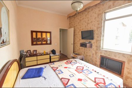 Apartamento à venda com 140m², 4 quartos e 1 vaga Apartamento à venda com 140m², 4 quartos e 1 vagaQuarto 2