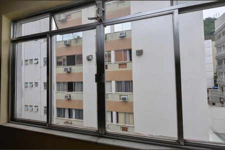 Apartamento à venda com 140m², 4 quartos e 1 vaga Apartamento à venda com 140m², 4 quartos e 1 vagaTerraço