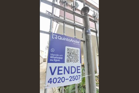 Apartamento à venda com 140m², 4 quartos e 1 vaga Apartamento à venda com 140m², 4 quartos e 1 vagaFachada