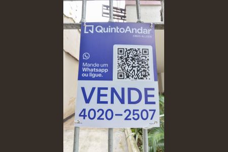Apartamento à venda com 140m², 4 quartos e 1 vaga Apartamento à venda com 140m², 4 quartos e 1 vagaFachada