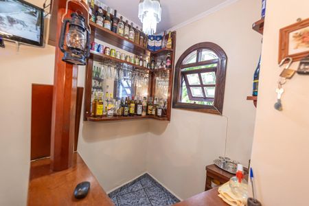 Casa à venda com 267m², 4 quartos e 2 vagas