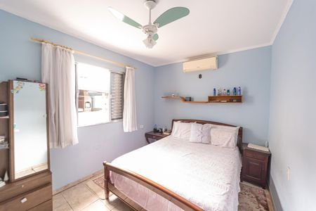 Casa à venda com 267m², 4 quartos e 2 vagas