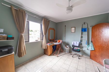 Casa à venda com 267m², 4 quartos e 2 vagas