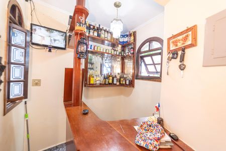 Casa à venda com 267m², 4 quartos e 2 vagas