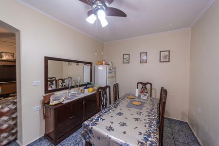 Casa à venda com 267m², 4 quartos e 2 vagas