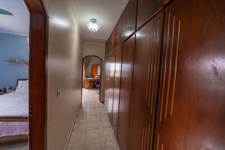 Casa à venda com 267m², 4 quartos e 2 vagas