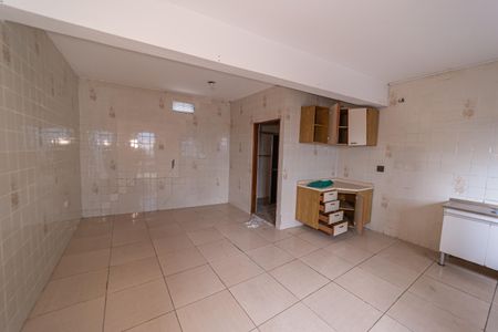 Casa à venda com 267m², 4 quartos e 2 vagas