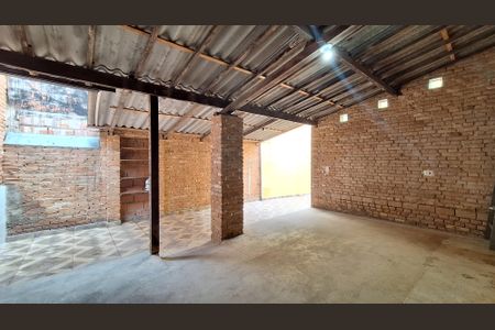 Casa para alugar com 140m², 3 quartos e 3 vagas Casa para alugar com 140m², 3 quartos e 3 vagasQuintal