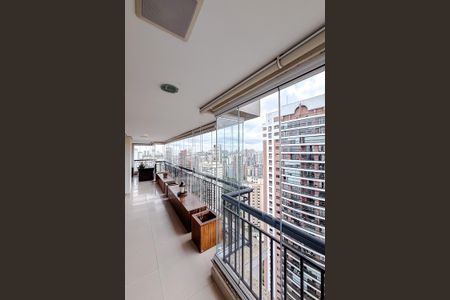 Varanda da Sala de apartamento à venda com 3 quartos, 216m² em Jardim Vila Mariana, São Paulo
