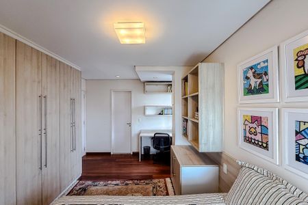 Apartamento para alugar com 216m², 3 quartos e 4 vagas Apartamento para alugar com 216m², 3 quartos e 4 vagasQuarto 2 - Suíte