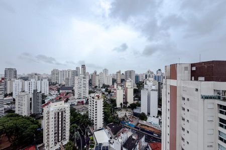 Apartamento para alugar com 216m², 3 quartos e 4 vagas Apartamento para alugar com 216m², 3 quartos e 4 vagasVista da Varanda