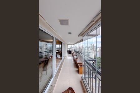 Varanda da Sala de apartamento à venda com 3 quartos, 216m² em Jardim Vila Mariana, São Paulo