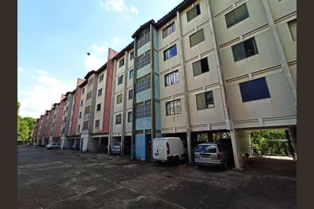 Apartamento para alugar com 65m², 2 quartos e 1 vagaFachada do bloco