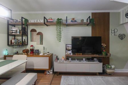 Casa à venda com 250m², 4 quartos e 4 vagas Casa à venda com 250m², 4 quartos e 4 vagasSala 2