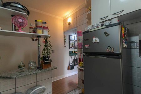 Casa à venda com 250m², 4 quartos e 4 vagas Casa à venda com 250m², 4 quartos e 4 vagasCozinha 2