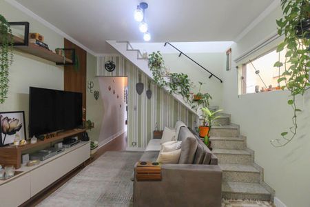 Casa à venda com 250m², 4 quartos e 4 vagas Casa à venda com 250m², 4 quartos e 4 vagasSala 2