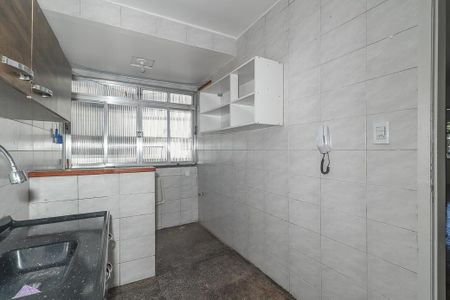 Apartamento para alugar com 72m², 2 quartos e sem vagaCozinha