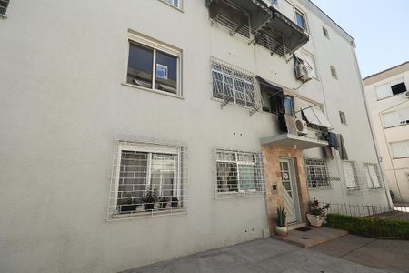 Apartamento para alugar com 72m², 2 quartos e sem vagaFachada