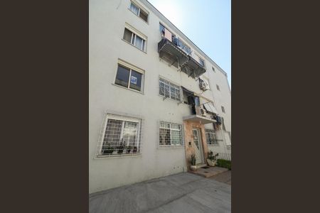 Apartamento para alugar com 72m², 2 quartos e sem vagaFachada