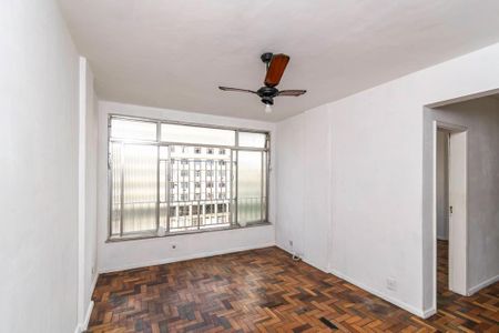 Sala de apartamento para alugar com 2 quartos, 65m² em Olaria, Rio de Janeiro