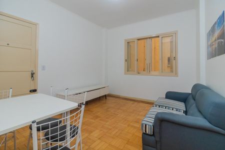 Sala de apartamento para alugar com 1 quarto, 40m² em Independência, Porto Alegre