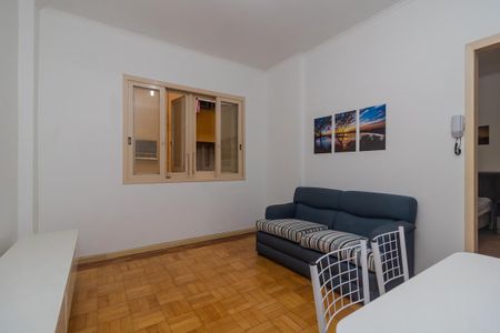 Sala de apartamento para alugar com 1 quarto, 40m² em Independência, Porto Alegre