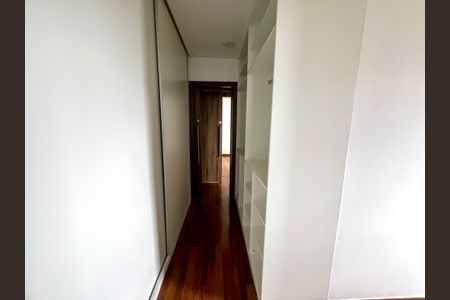 Apartamento para alugar com 4 quartos, 136m² em Santo Agostinho, Belo Horizonte