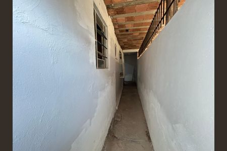 Casa para alugar com 60m², 2 quartos e 1 vagaÁrea externa