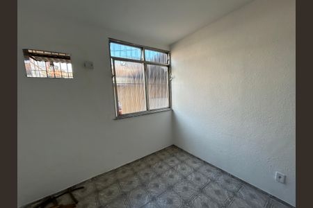 Quarto 1 de casa para alugar com 2 quartos, 60m² em Guadalupe, Rio de Janeiro