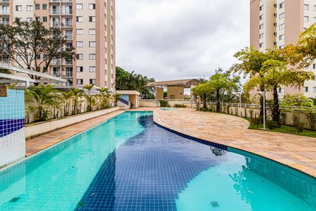 Apartamento à venda com 74m², 3 quartos e 1 vagaÁrea comum - Piscina