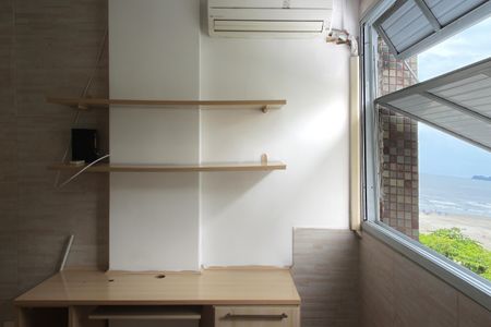 Quarto 1 de apartamento para alugar com 2 quartos, 83m² em Pompéia, Santos