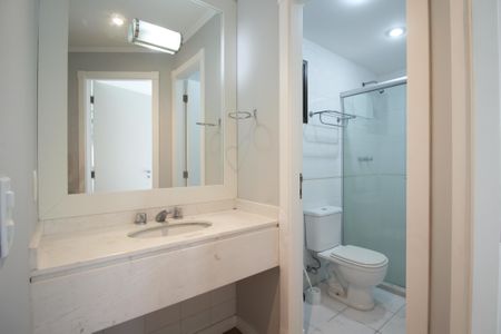 Apartamento para alugar com 50m², 2 quartos e 1 vaga Apartamento para alugar com 50m², 2 quartos e 1 vagaBanheiro