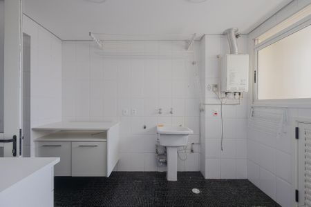 Apartamento para alugar com 420m², 3 quartos e 4 vagasÁrea de Serviço