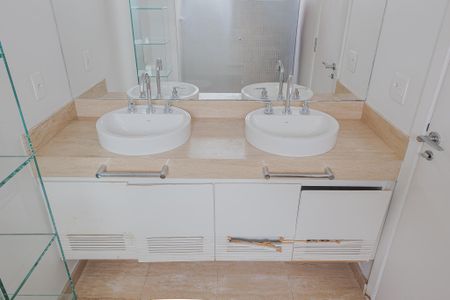 Apartamento para alugar com 420m², 3 quartos e 4 vagasBanheiro da Suíte 3