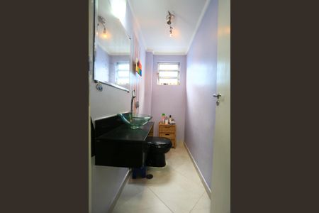 Casa à venda com 191m², 4 quartos e 2 vagas Casa à venda com 191m², 4 quartos e 2 vagasLavabo