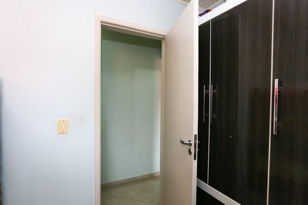 Casa à venda com 191m², 4 quartos e 2 vagas Casa à venda com 191m², 4 quartos e 2 vagasquarto 1