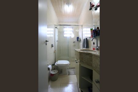 Casa à venda com 191m², 4 quartos e 2 vagas Casa à venda com 191m², 4 quartos e 2 vagasBanheiro