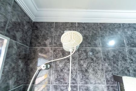 Apartamento à venda com 77m², 2 quartos e 1 vagaBanheiro Social