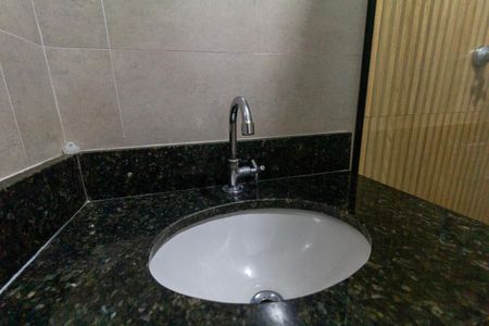 Apartamento à venda com 32m², 1 quarto e sem vagaBanheiro