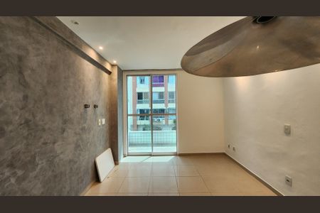 Sala de apartamento para alugar com 1 quarto, 90m² em Brotas, Salvador