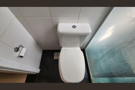 Banheiro de apartamento para alugar com 1 quarto, 90m² em Brotas, Salvador