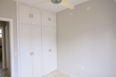 Quarto 1 de apartamento para alugar com 2 quartos, 52m² em Sion, Belo Horizonte