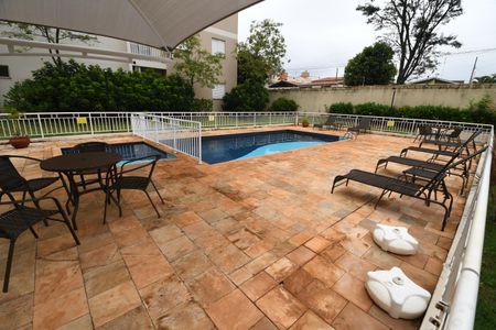 Apartamento à venda com 66m², 2 quartos e 1 vagaÁrea comum - Piscina