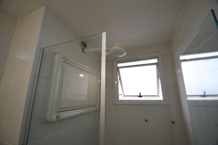 Apartamento à venda com 66m², 2 quartos e 1 vagaBanheiro Social