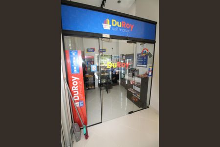 Apartamento para alugar com 242m², 5 quartos e 3 vagasÁrea comum - Mini Mercado