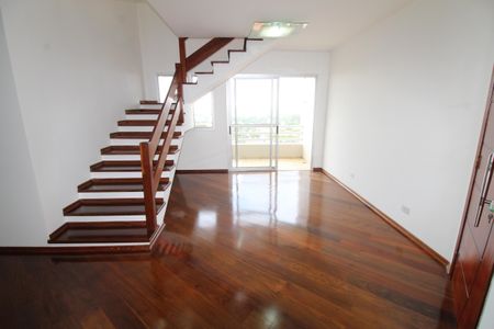 Apartamento para alugar com 242m², 5 quartos e 3 vagasSala