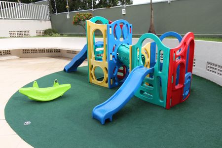 Apartamento para alugar com 242m², 5 quartos e 3 vagasÁrea comum - Playground